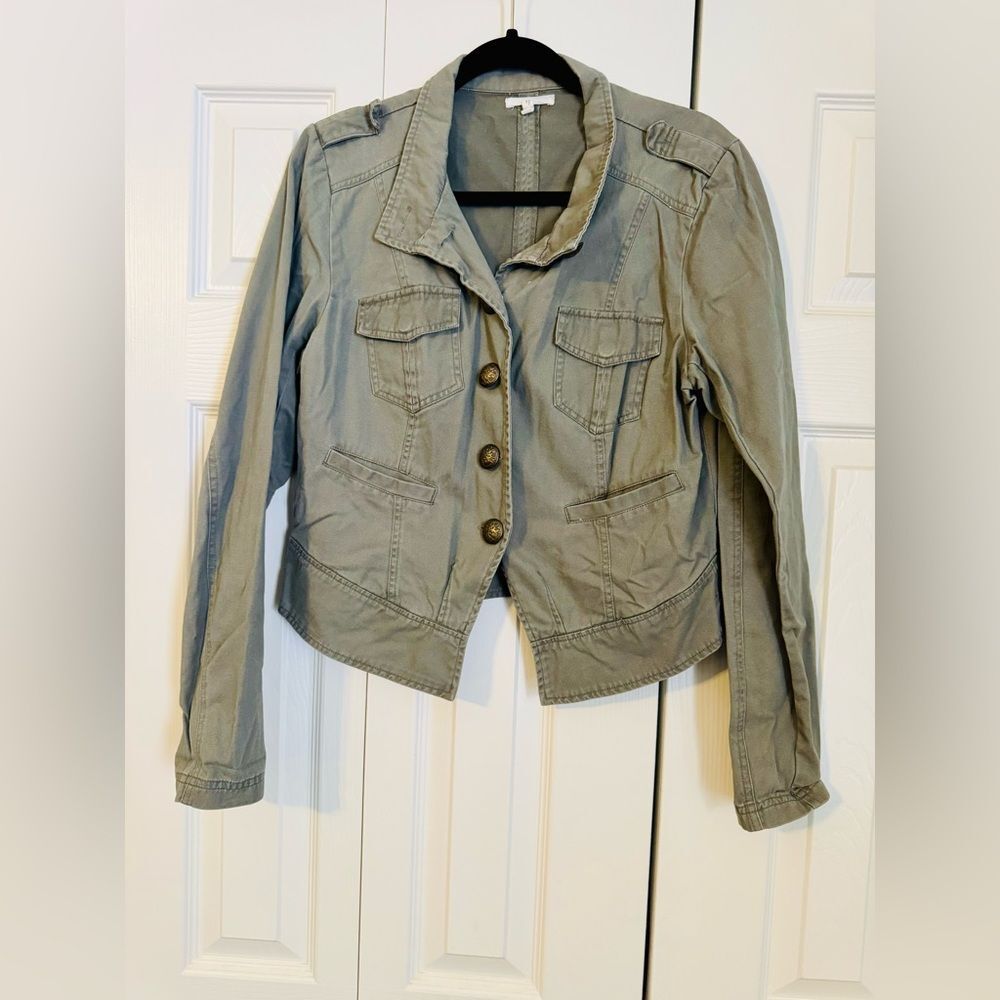 Ladies Light Weight Jacket in Army Green, size L